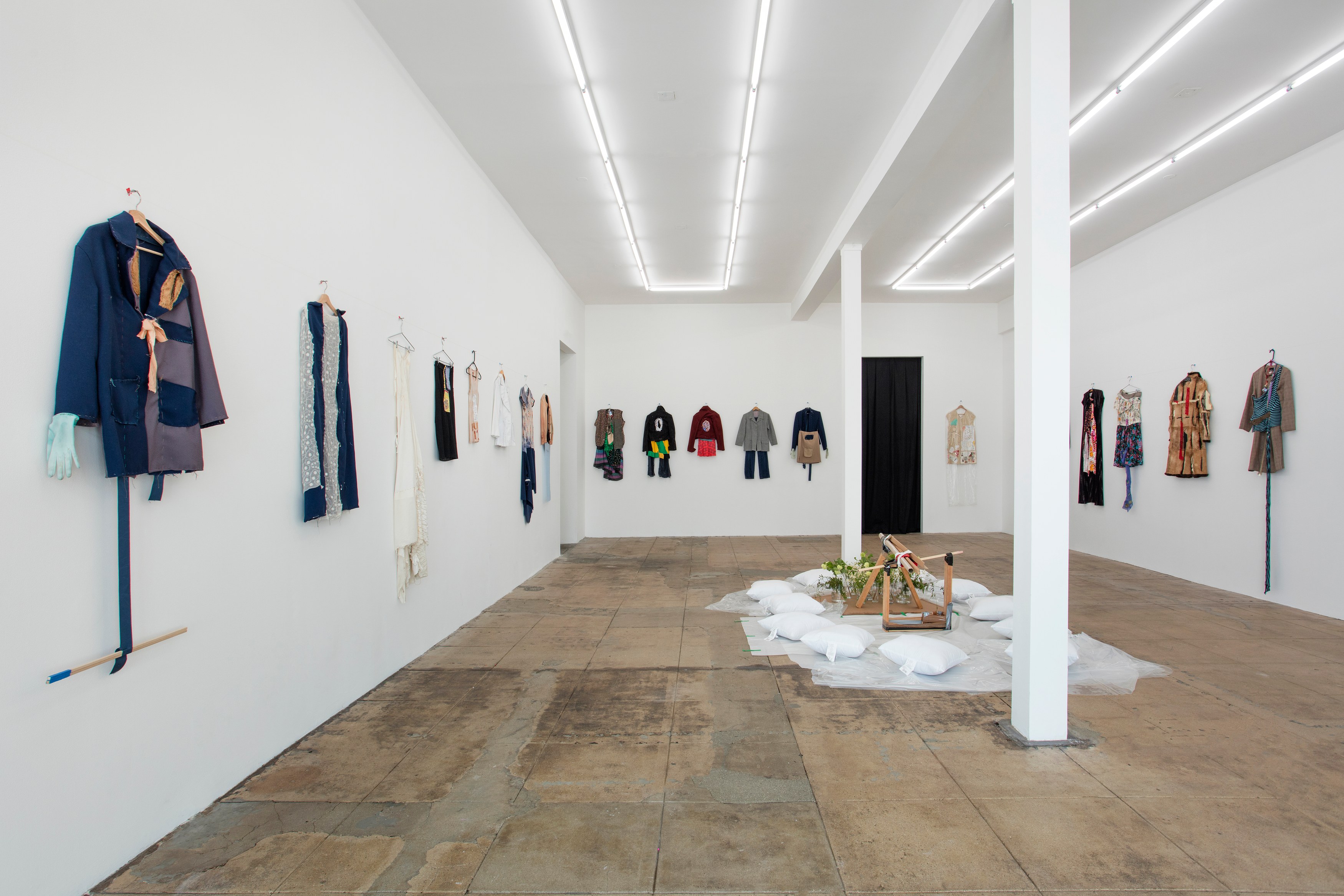 Susan Cianciolo, RUN 12: God is a Jacket at Overduin and Kite, photo 34