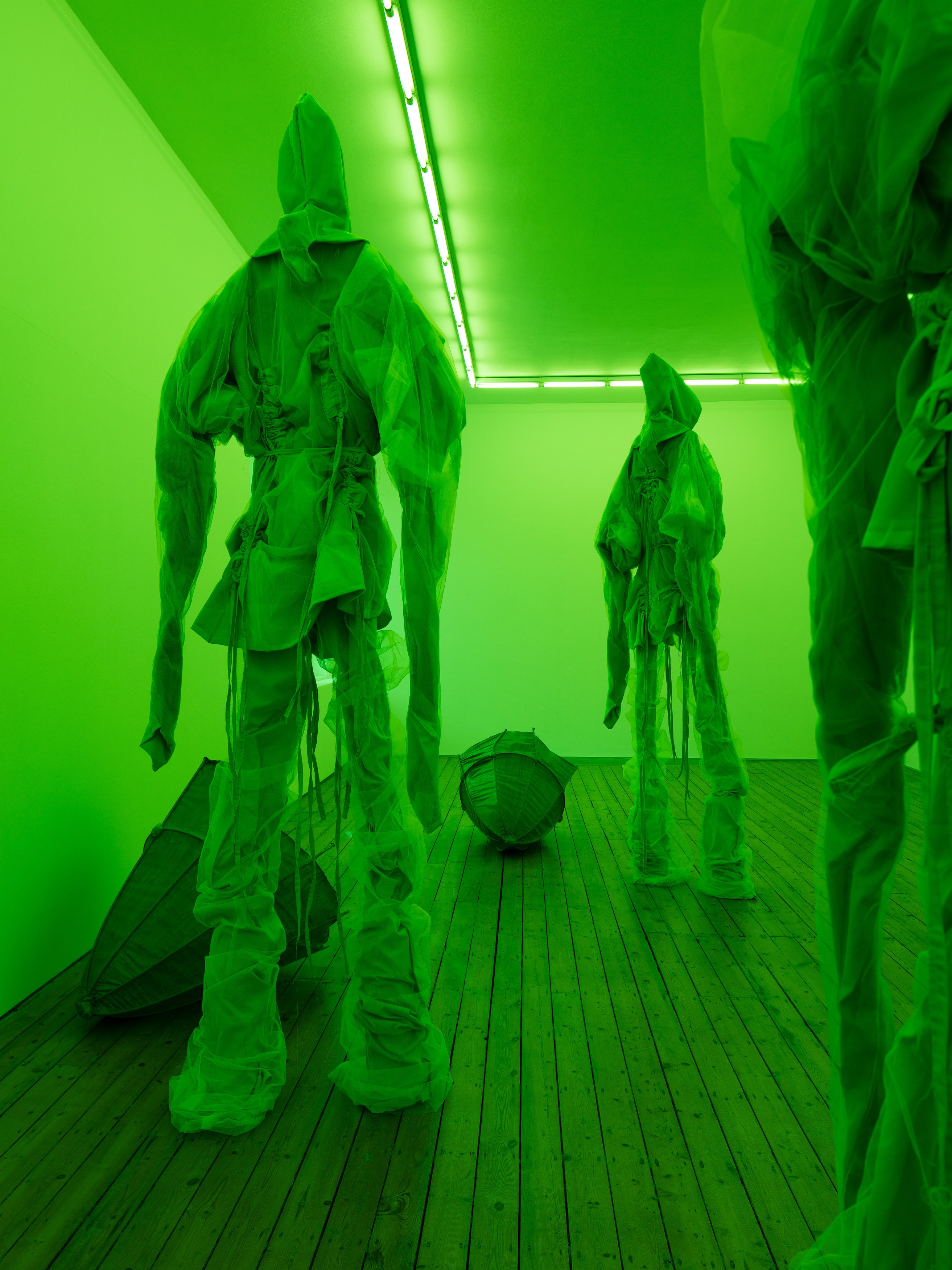 Sandra Mujinga, Spectral Keepers at The Approach, photo 12