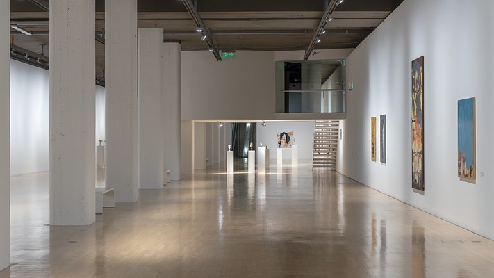 Image 10 of 75