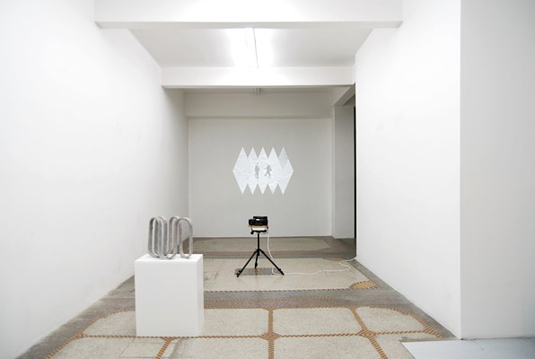 Image 1 of 8