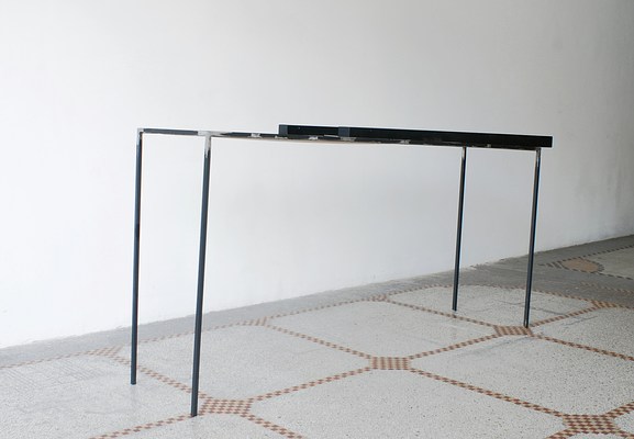 Image 2 of 10