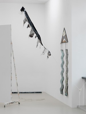 Image 2 of 10
