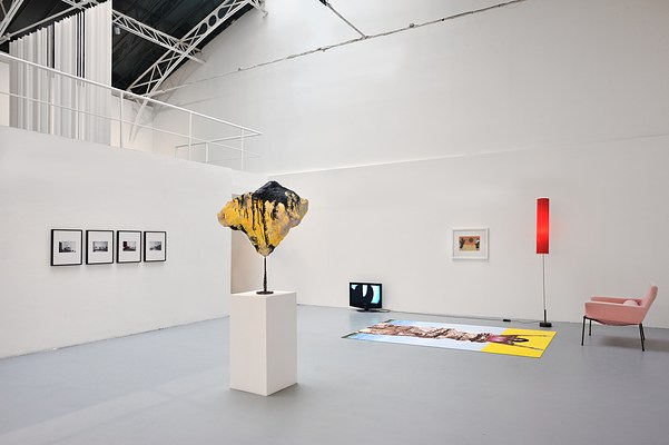 Image 2 of 7