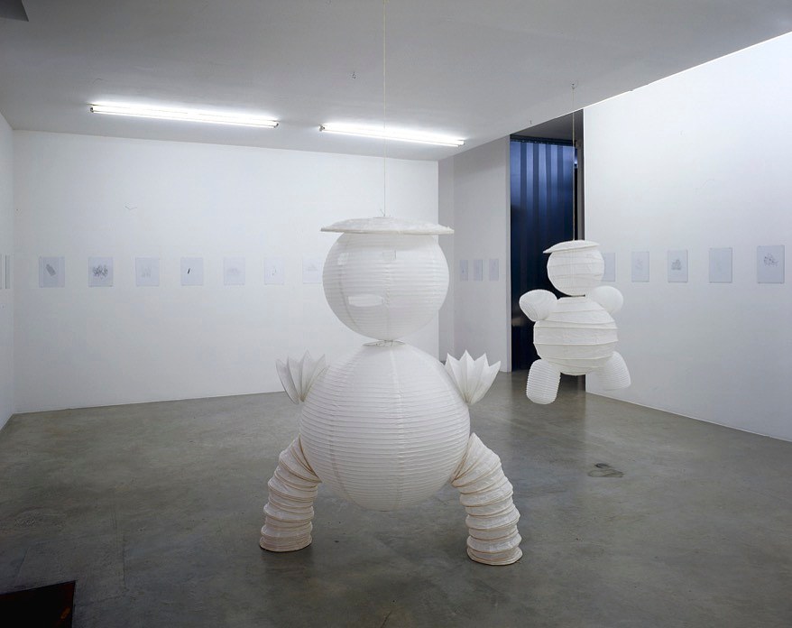 Olaf Breuning, Queen Mary at Air de Paris, photo 2
