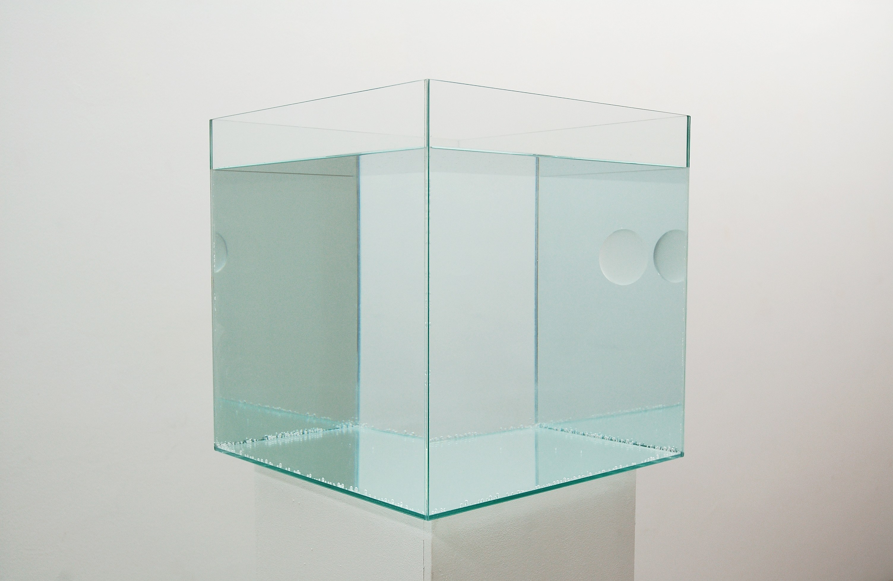 Ann Veronica Janssens, Avril at Air de Paris, photo 3