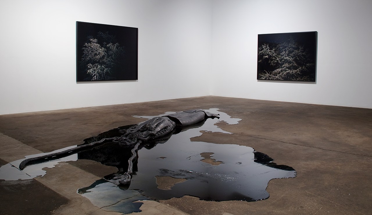 ART AT THE TURN OF THE MILLENNIUM 写真集 large-