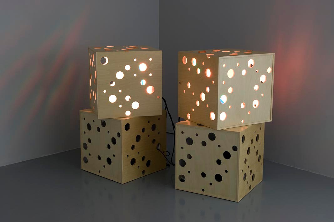 Angela Bulloch, Riley Optimism at Air de Paris, photo 4