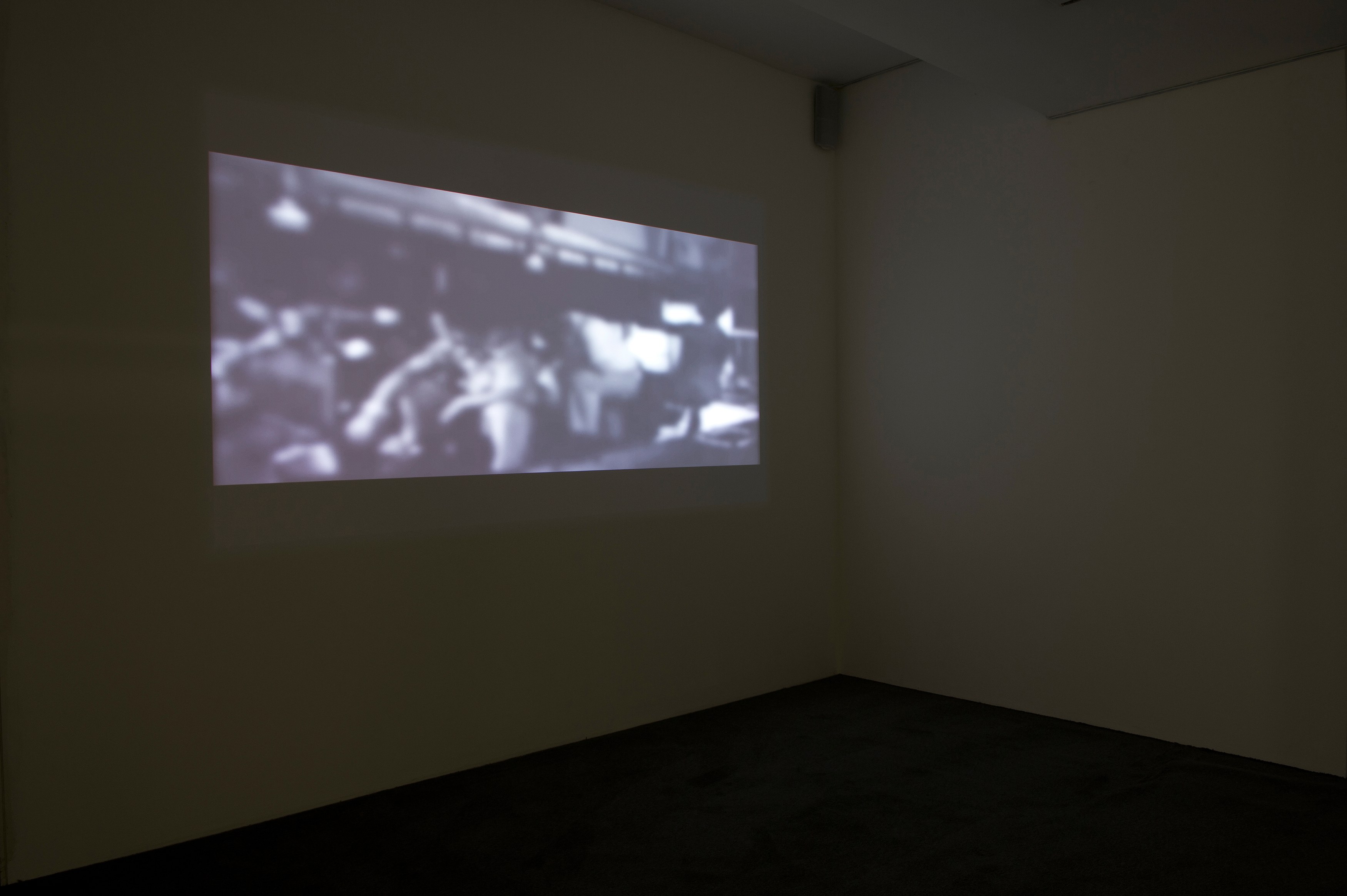 Liam Gillick, Sit in the machine at Air de Paris, photo 5