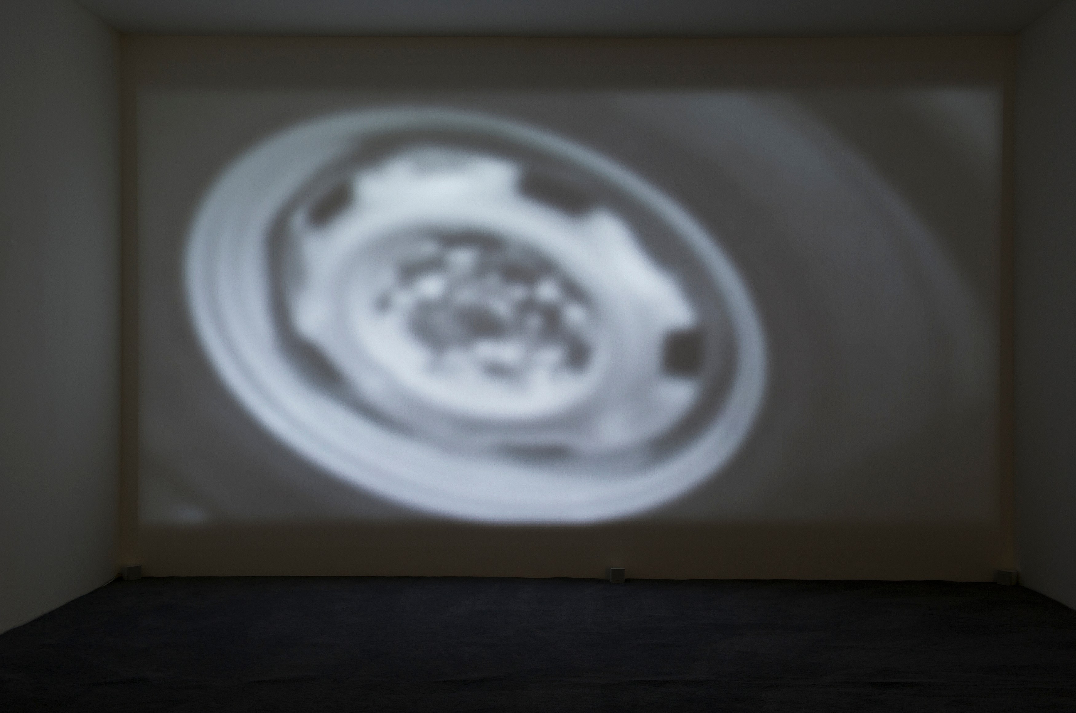 Liam Gillick, Sit in the machine at Air de Paris, photo 7