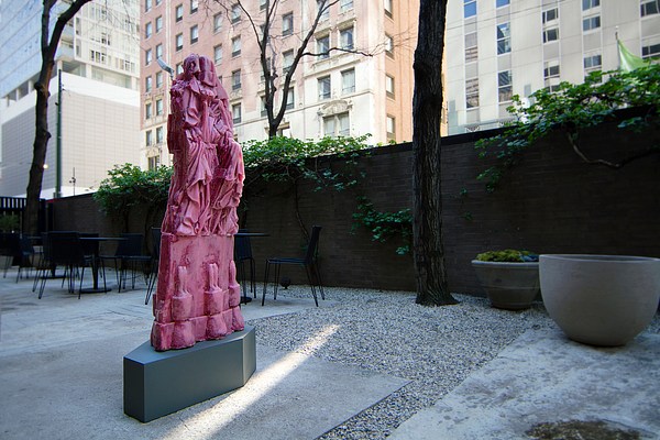 Image 4 of 32
