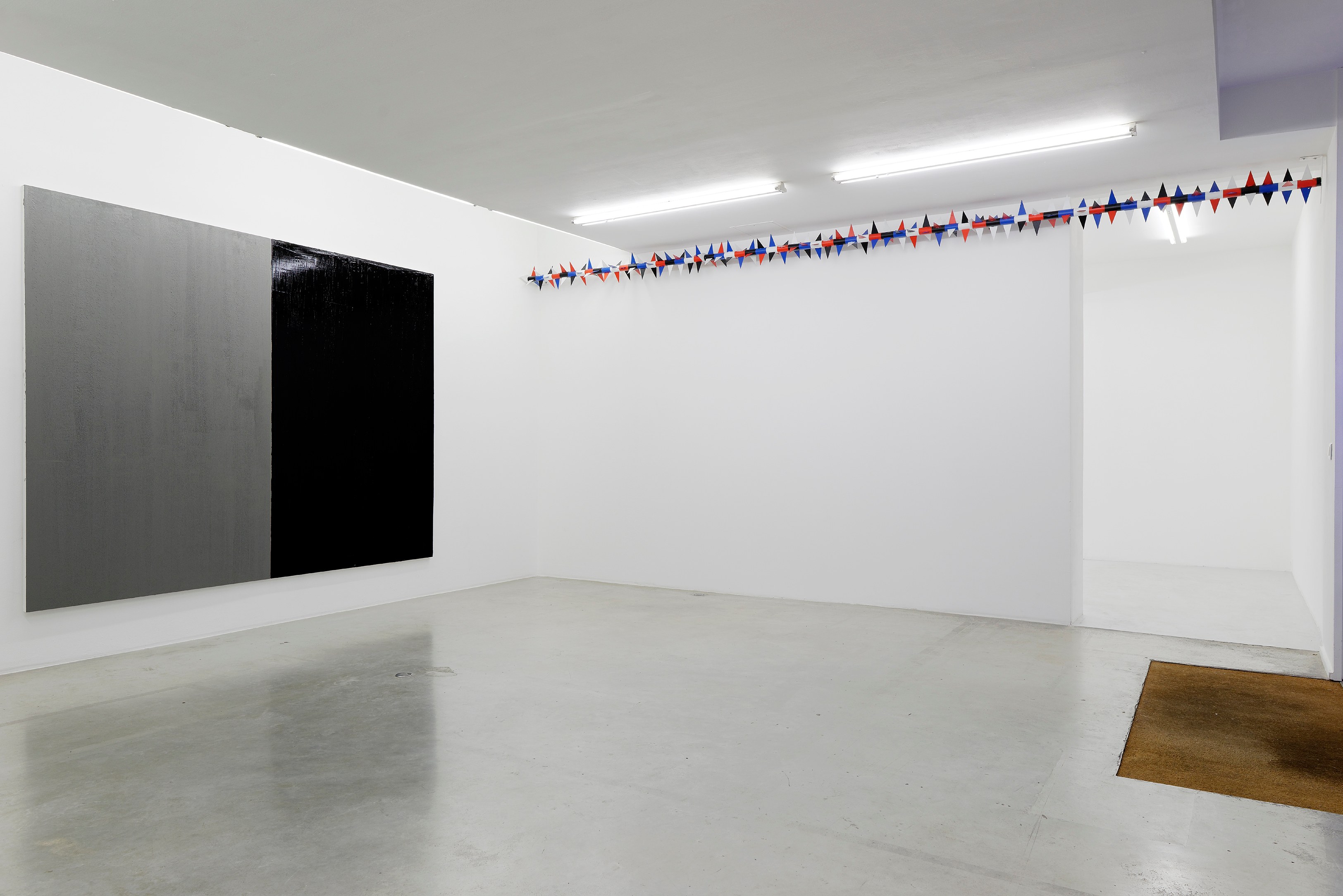 Claire Fontaine, Love is never enough at Air de Paris, photo 3