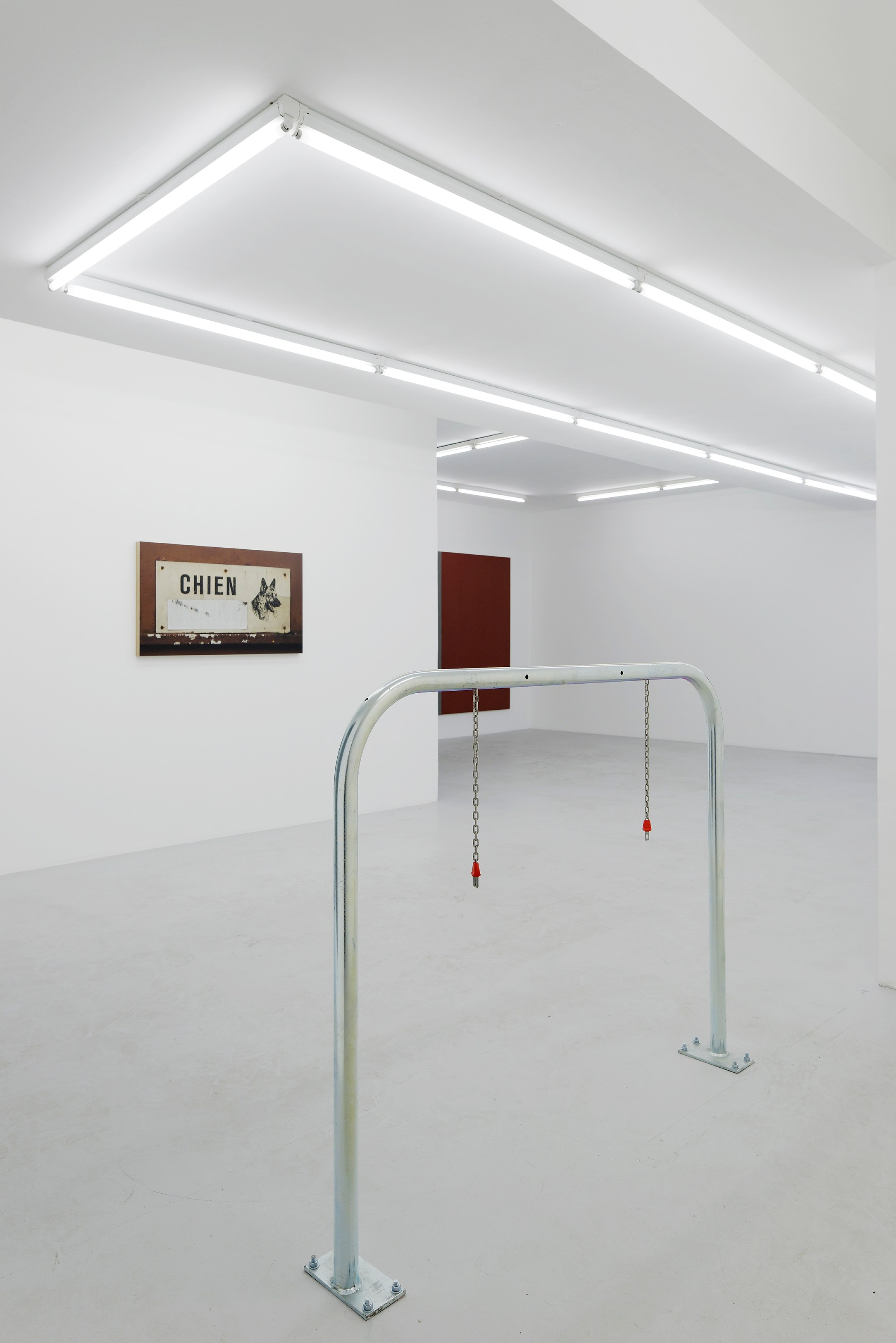 Claire Fontaine, Love is never enough at Air de Paris, photo 5