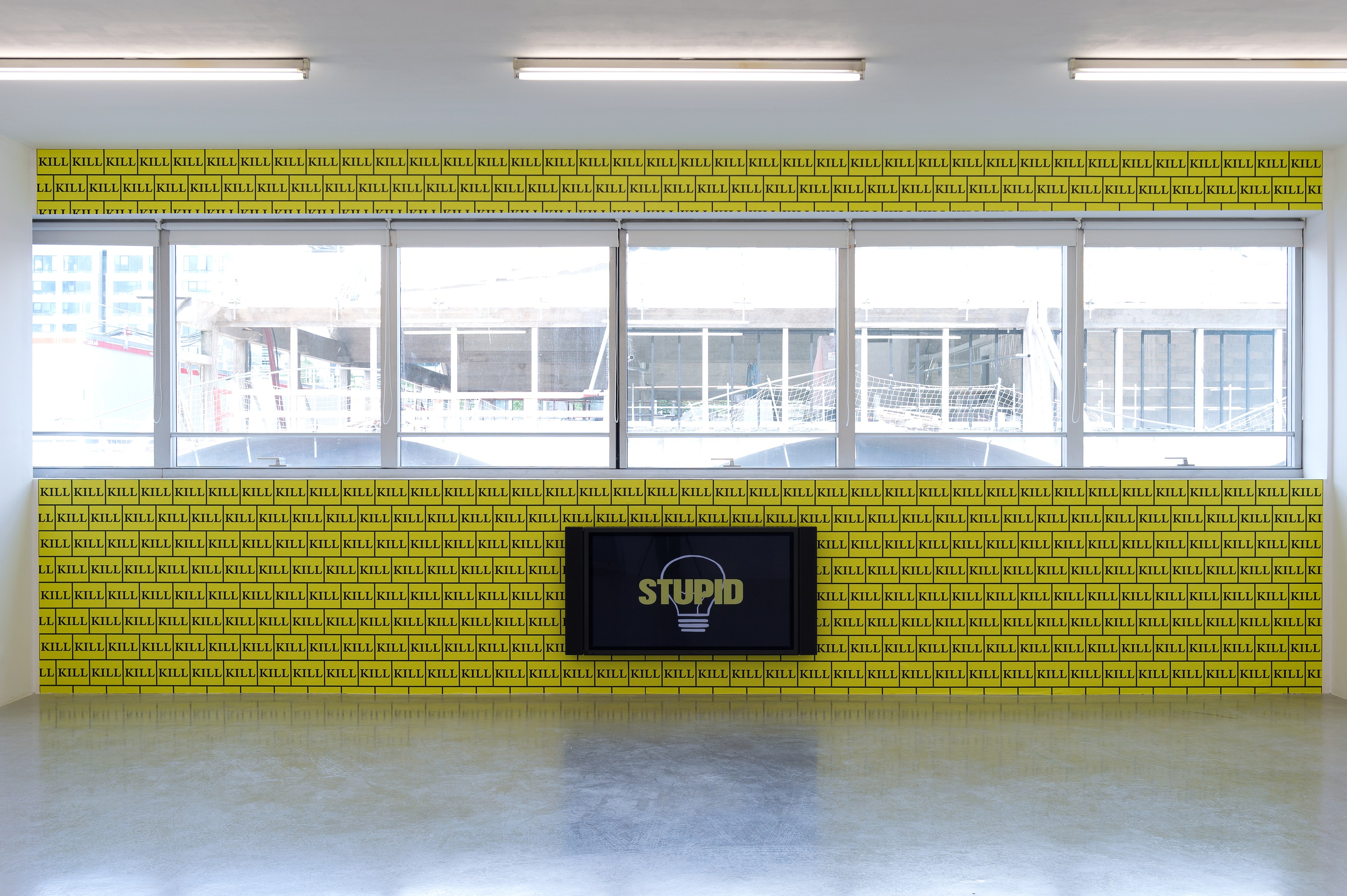 Sturtevant, Kill Stupidity at Air de Paris, photo 2