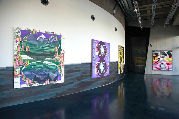 Image 4 of 7