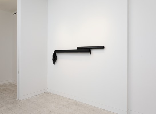 Image 4 of 27