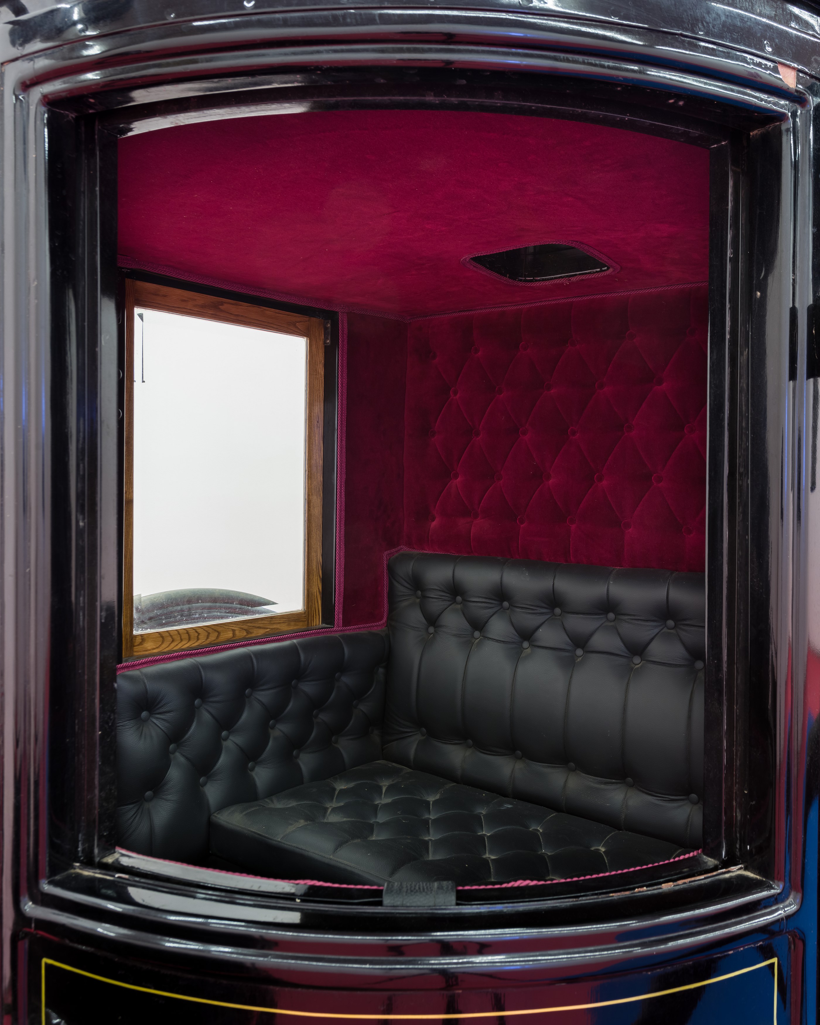 Ghislaine Leung, 0465773005 at Cabinet, photo 20