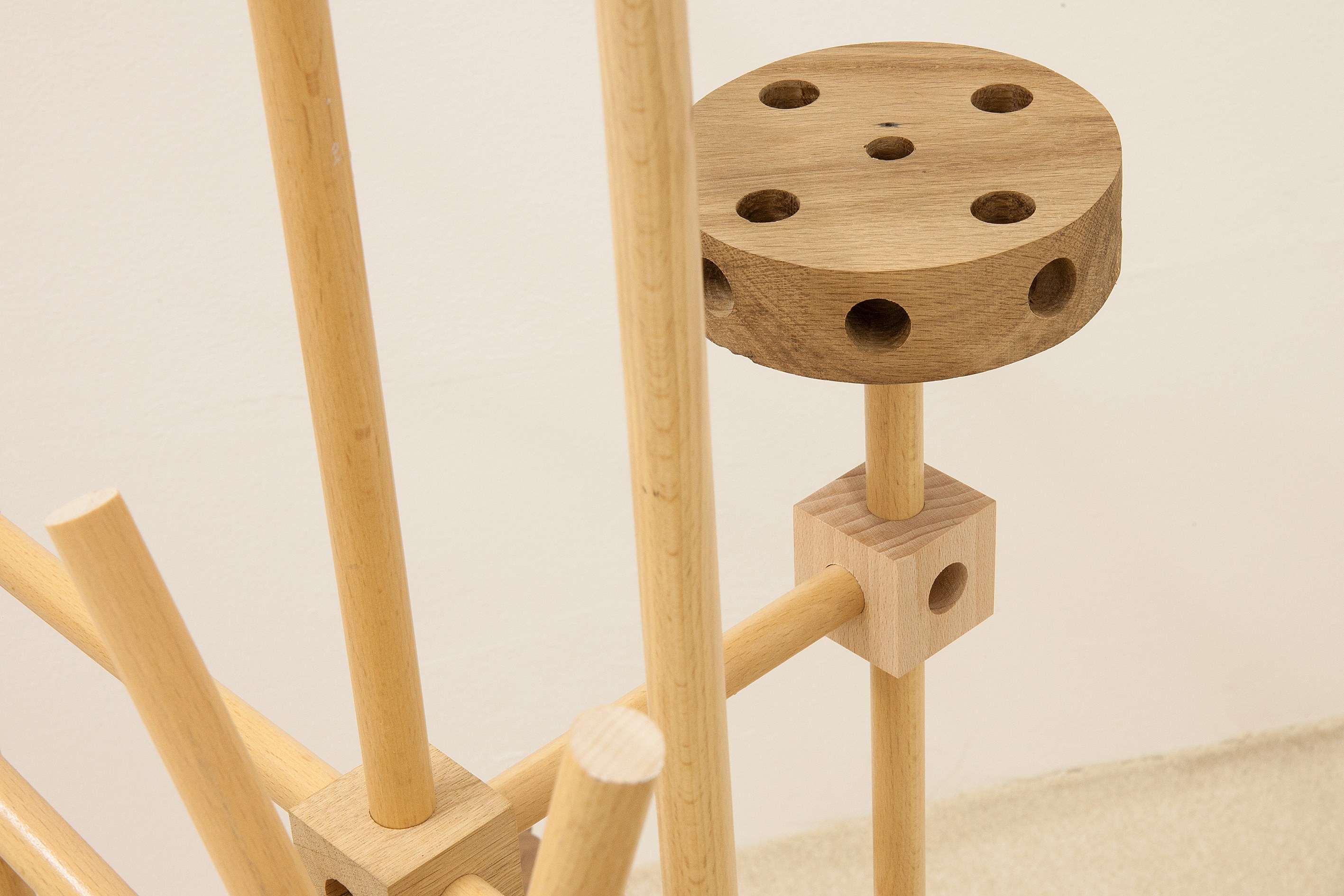 Angharad Williams, Without the Scales at Schiefe Zähne, photo 22
