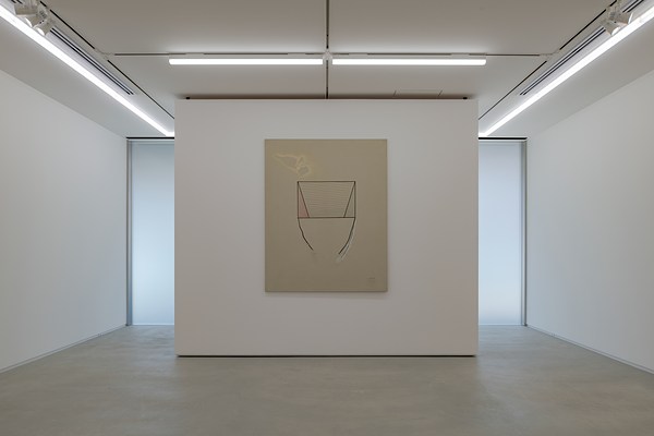 Image 4 of 40