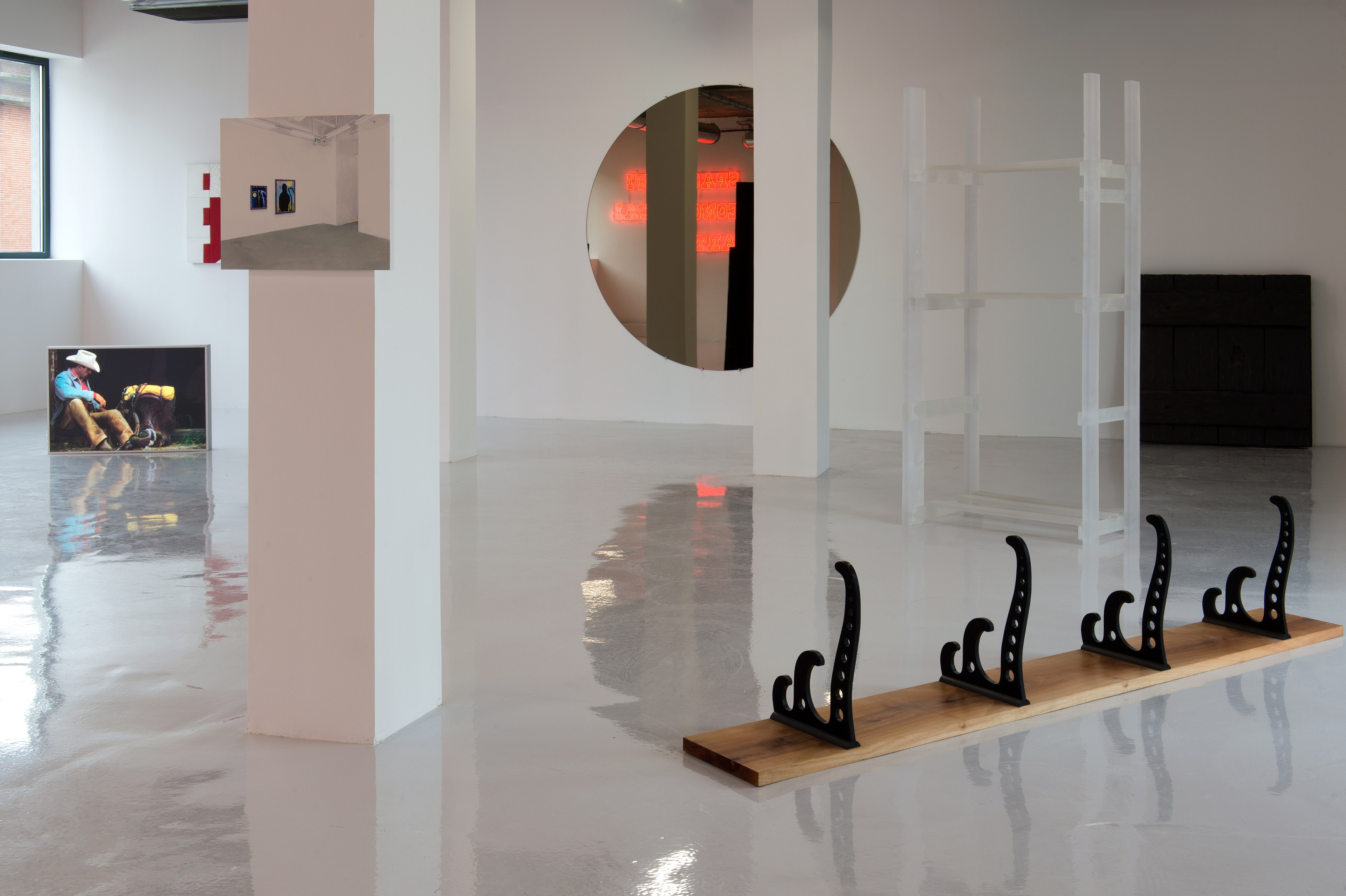 More, More at Air de Paris, photo 3