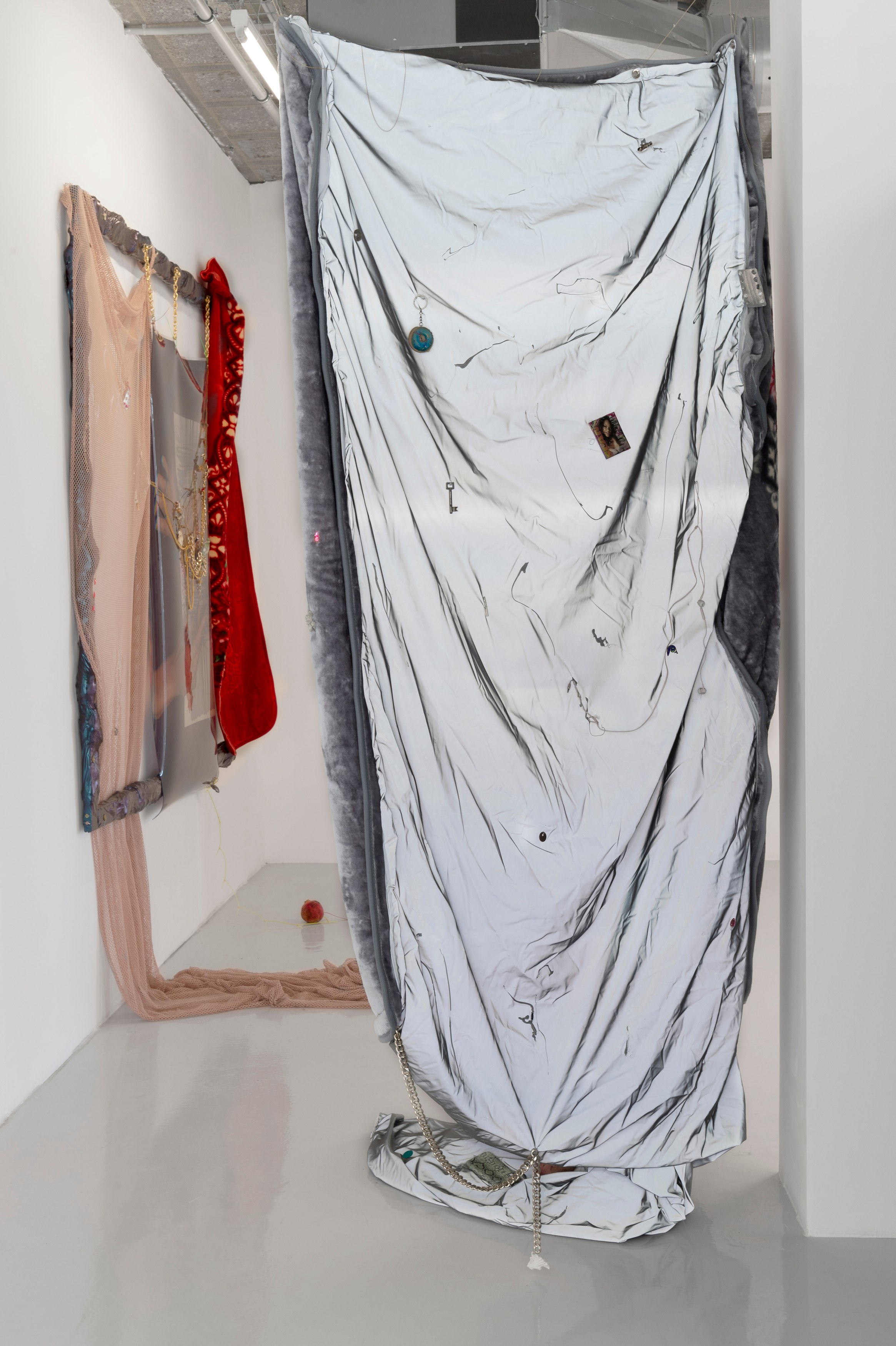Gaëlle Choisne, Mondes Subtiles at Air de Paris, photo 9