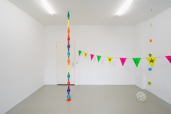 Image 4 of 8