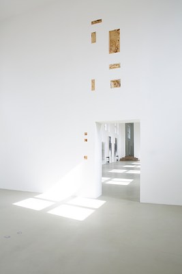 Image 21 of 33