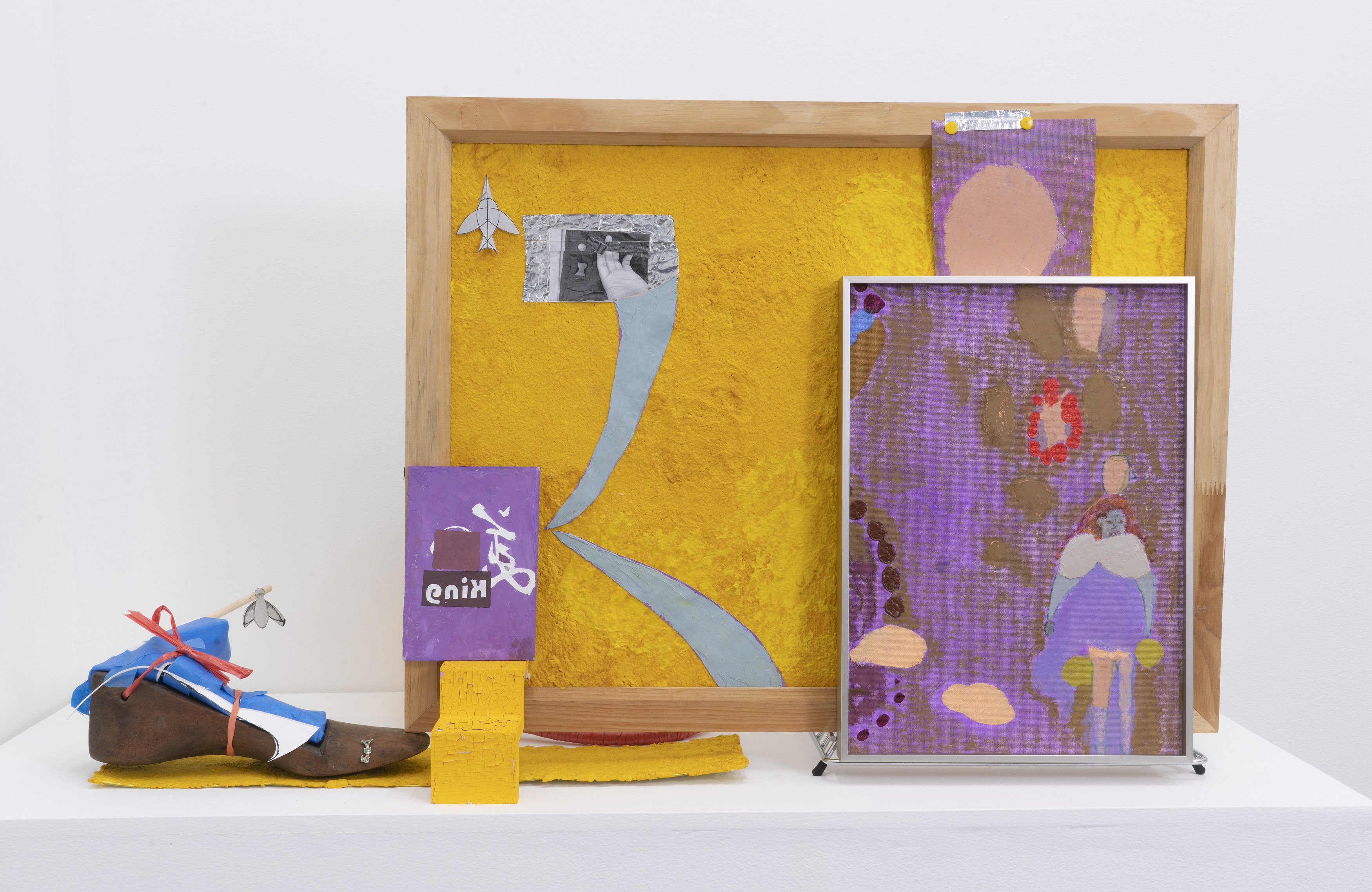 Installation view 12