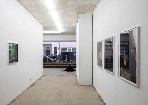 Image 9 of 28