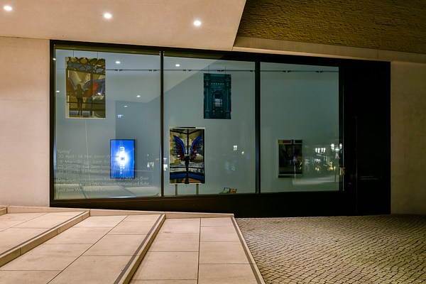 Image 14 of 37