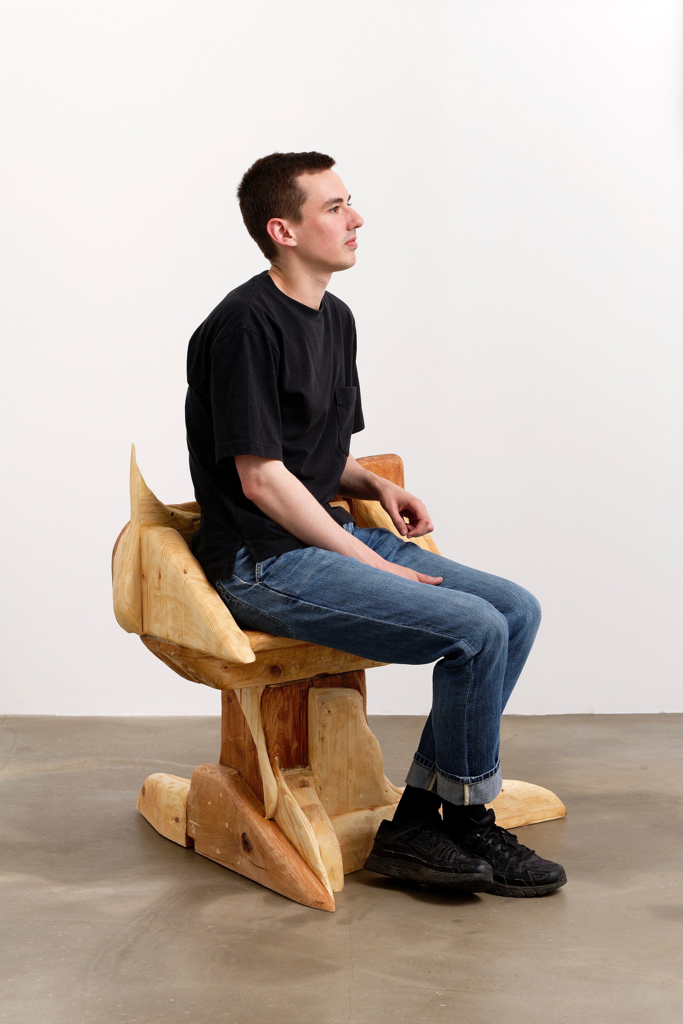 Alicia Adamerovich, A bat out of hell at Galerie Sans titre at Independent, New York 2023, photo 9