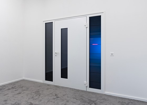 Image 4 of 30