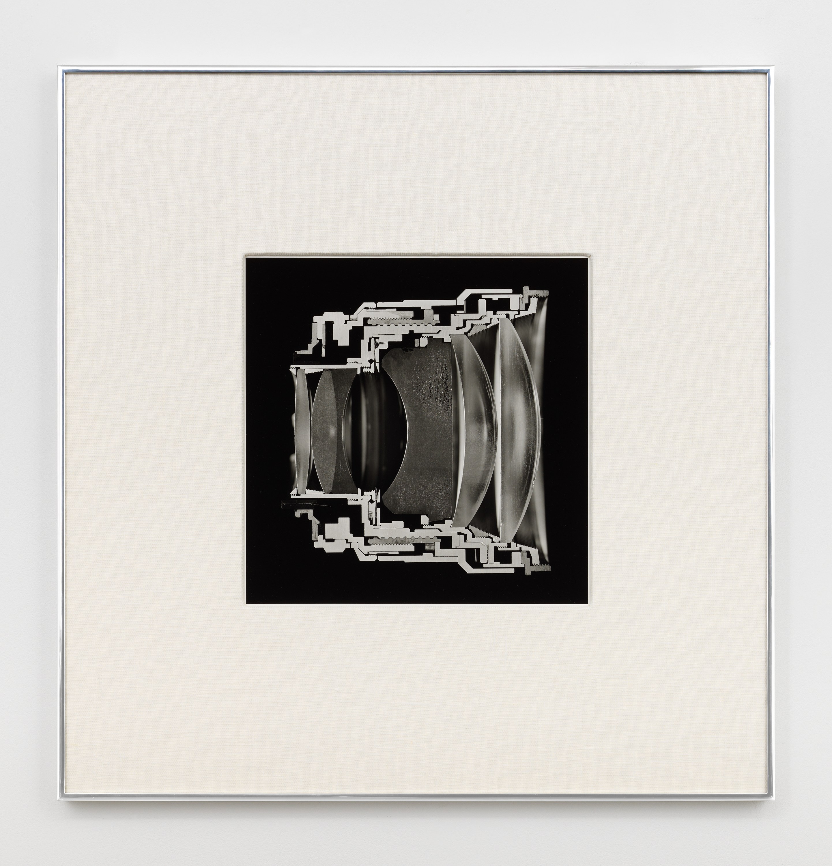 Christopher Williams, Werbung: Adapted for Use and Provisional Prop, A 48-Hour Display of Quality Framing Materials at Sammlung Haubrok and Paris Bar, Berlin, photo 18
