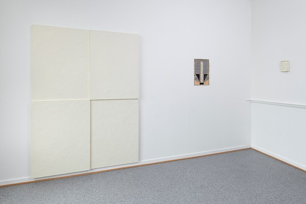 Image 10 of 27