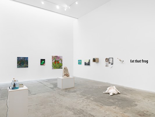 Image 4 of 76