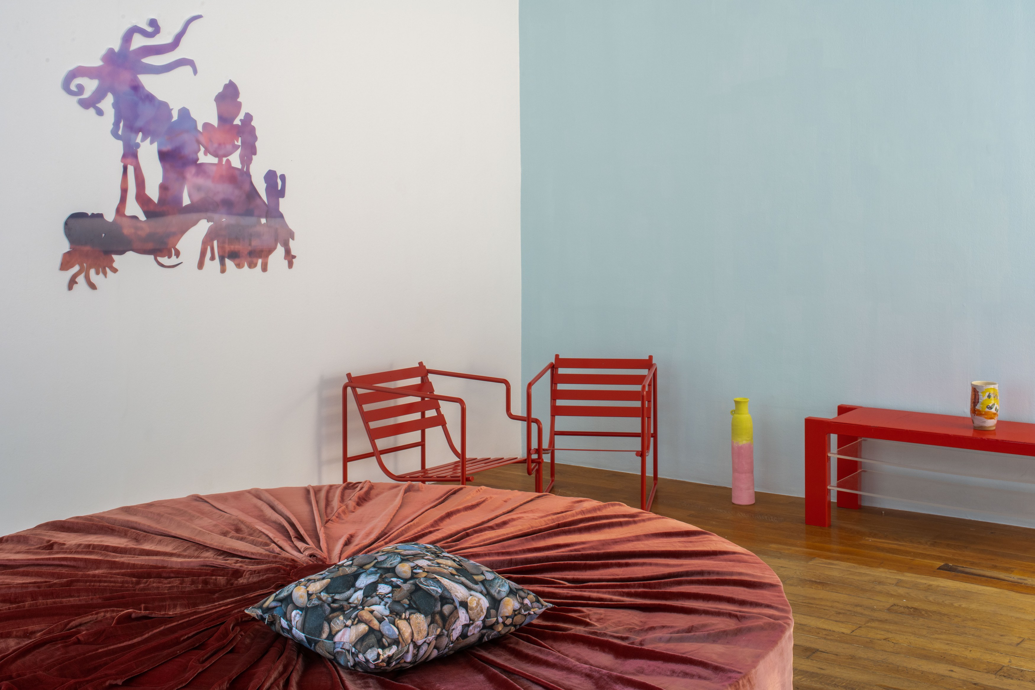 Dominique Gonzalez-Foerster, a chambre humaine & la planète close at Galerie Chantal Crousel, photo 3