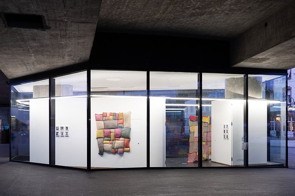 Image 4 of 47