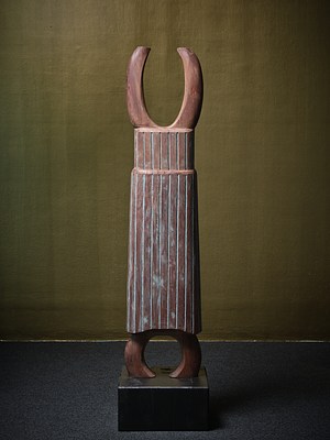 Image 2 of 32