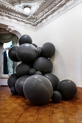 Image 2 of 12