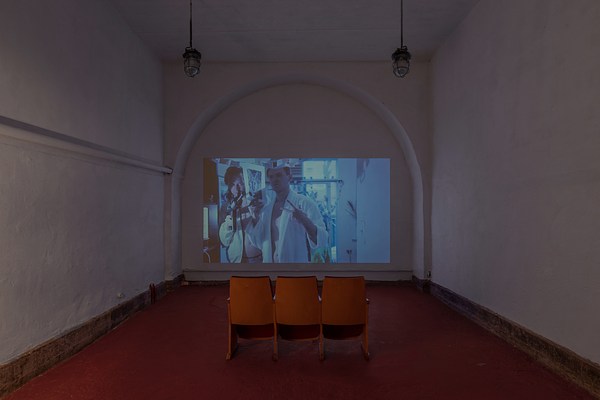 Image 5 of 7