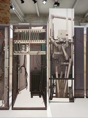Image 4 of 30