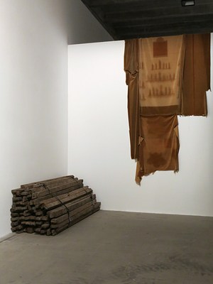 Image 2 of 27