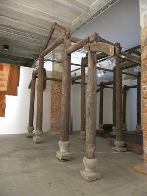 Image 3 of 27