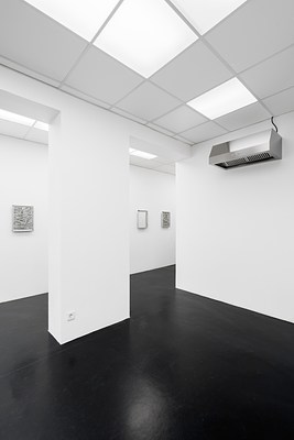 Image 4 of 19