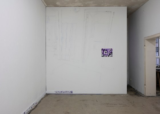Image 8 of 32