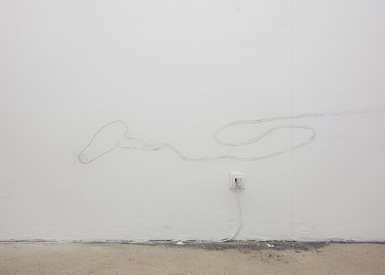 Image 14 of 32