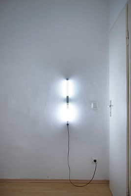 Image 2 of 10