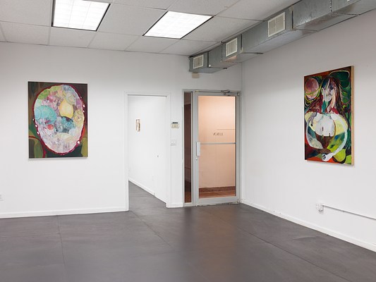 Image 10 of 32