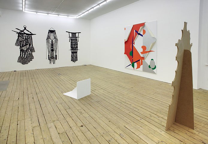 Henning Bohl, Michael Hakimi, Amanda Ross-Ho, Spoils & Relics at The Approach, photo 2