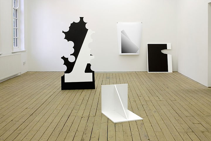 Henning Bohl, Michael Hakimi, Amanda Ross-Ho, Spoils & Relics at The Approach, photo 3