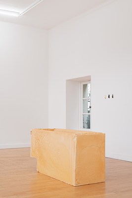 Image 15 of 27